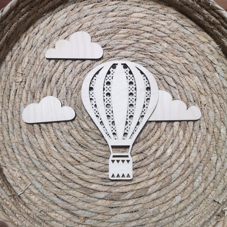 Ballon i tr� med Rattan 