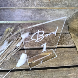 Bordnummer i klar akryl til bryllup, barnedb, konfirmation ...