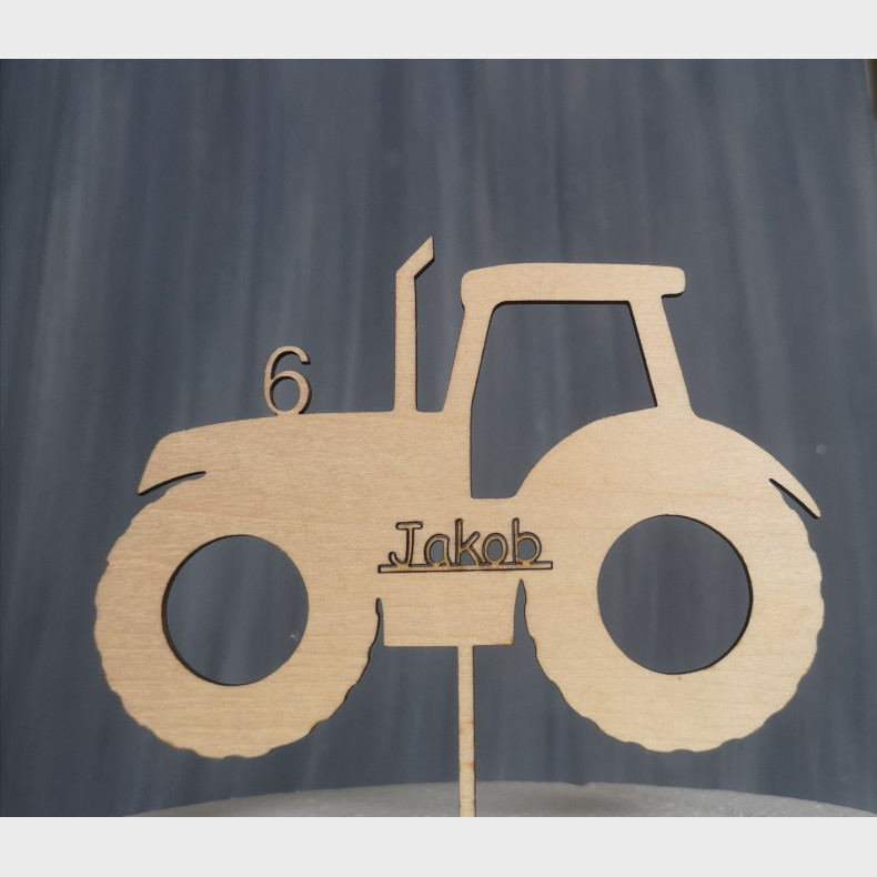 Caketopper Traktor med navn og tal i tr�