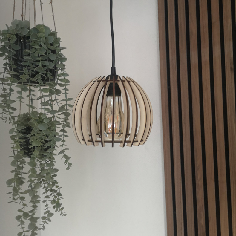 Lampesk�rm i tr� - til LED P�re