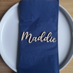 Bordkort navn i tr til bryllup, barnedb, konfirmation ...