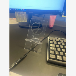 Personlig mobilholder i akryl