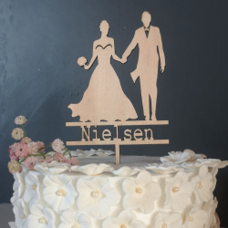 Personlig Cake Topper til bryllupskage med navn i tr�