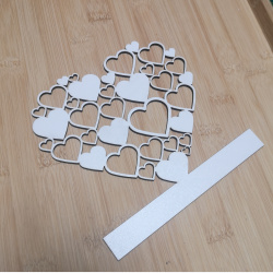 Hjerte i tr med sokkel